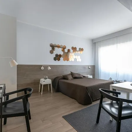 Residenza Conti 公寓式酒店 4*