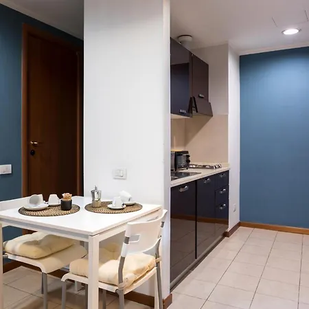 Ξενοδοχείο με διαμερίσματα Residenza Conti 4*