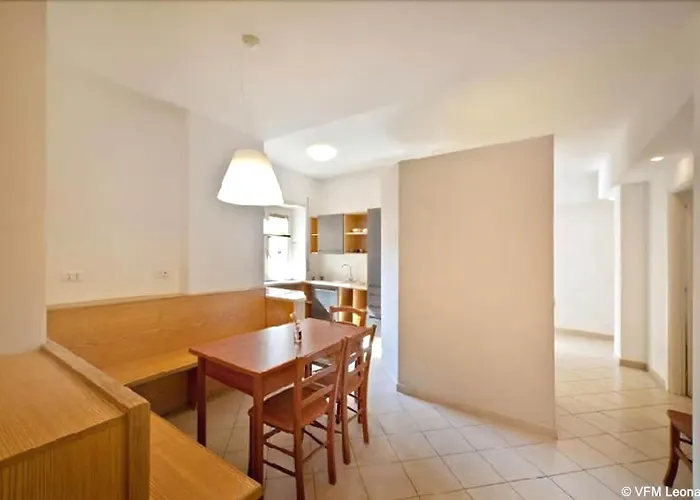 Residenza Conti Aparthotel Rome