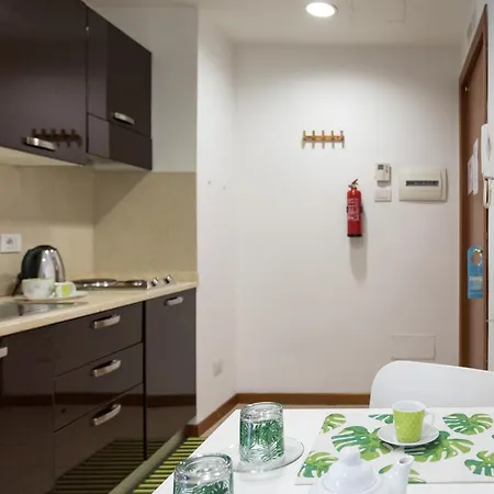Residenza Conti Rom